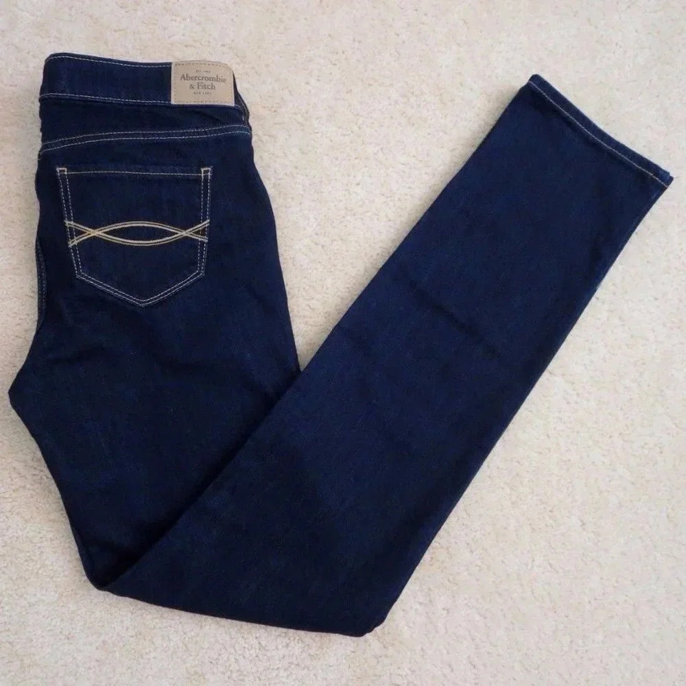 NWT Abercrombie Slim Skinny Jeans Size 2 W 26